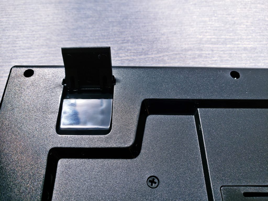 PCライトユーザーに超おすすめのワイヤレスキーボード・5ボタンマウス付き（戻る進むボタン）