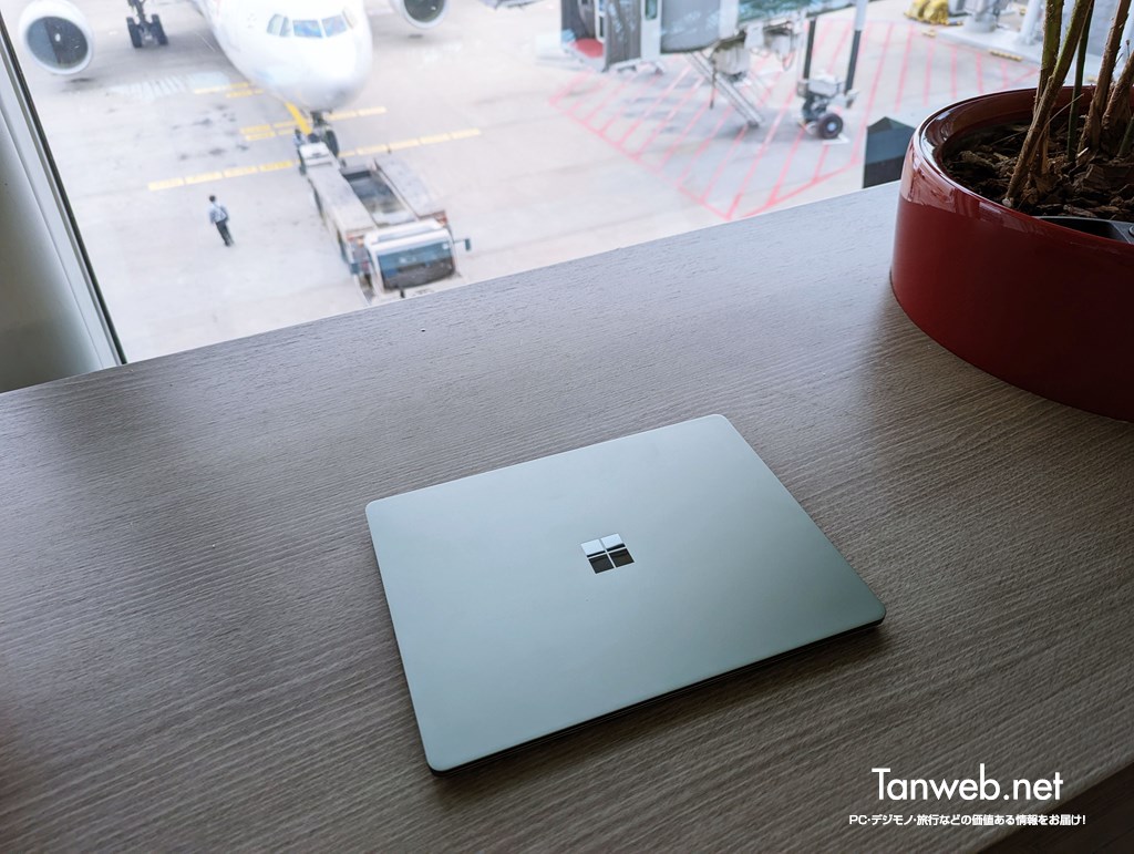 Surface Laptop Go 2 実機の様子を写真で紹介07